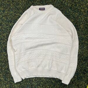 Timberbay Vintage White Patterned Sweater (no tag, fits L)